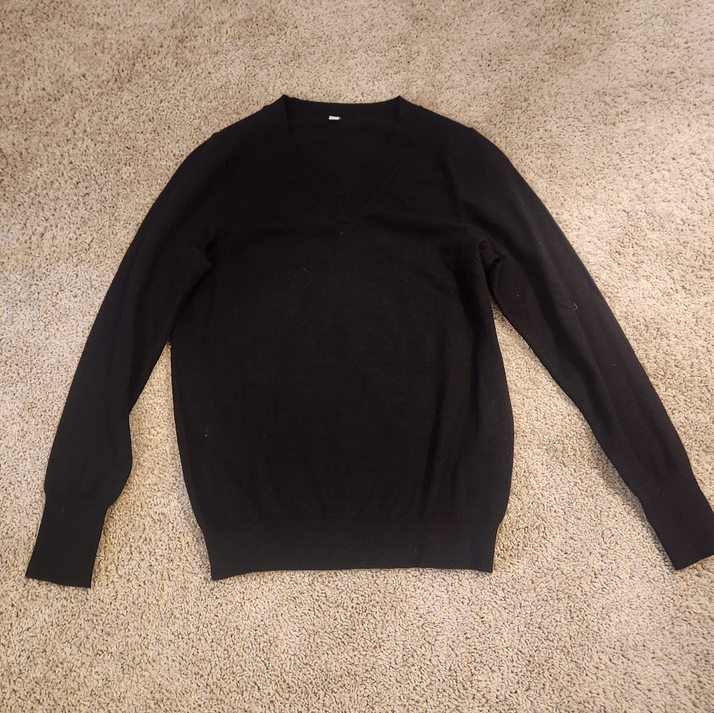 Women's Black V-Neck Sweater